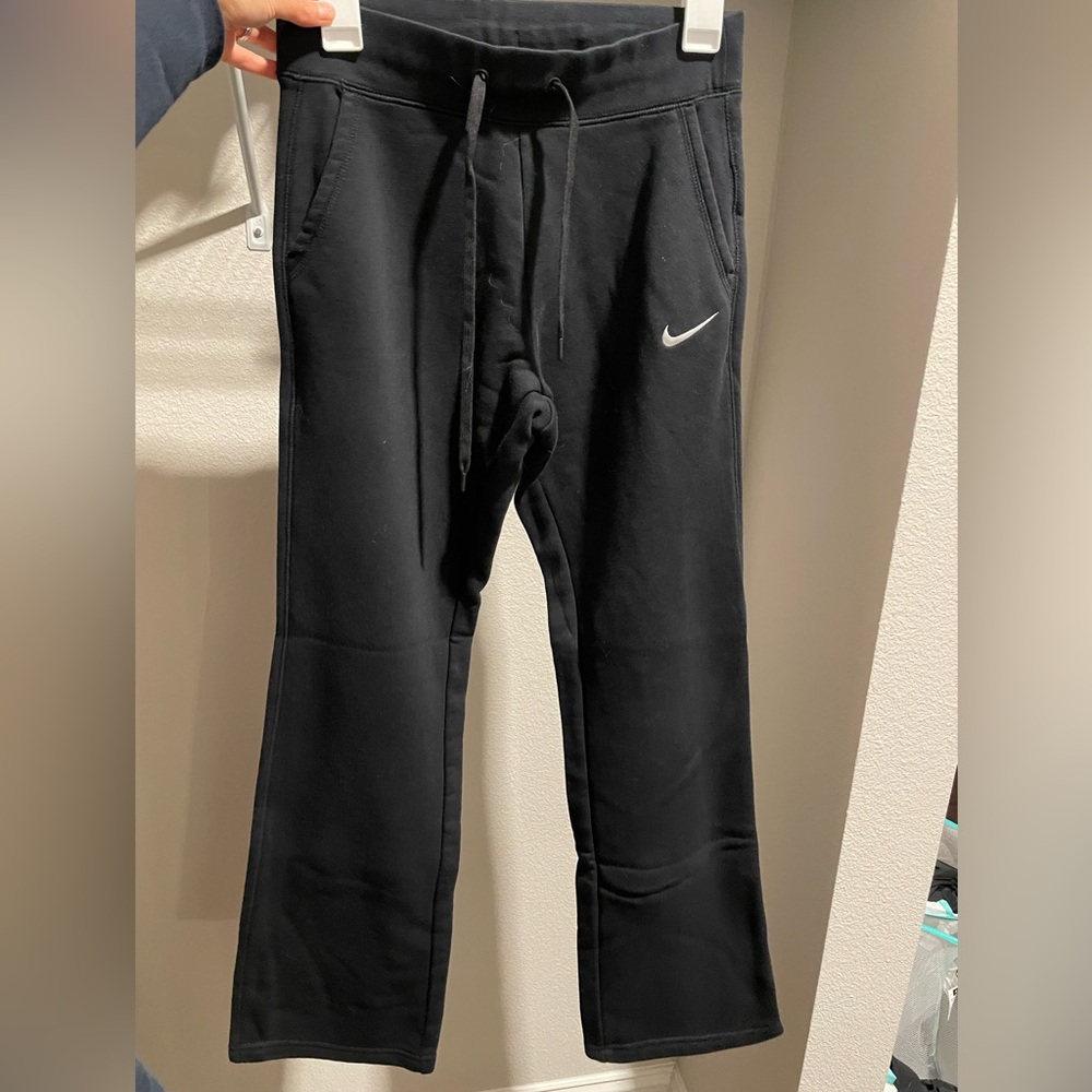 Nike Women's NSW Open Hem Fleece Pant Varsity